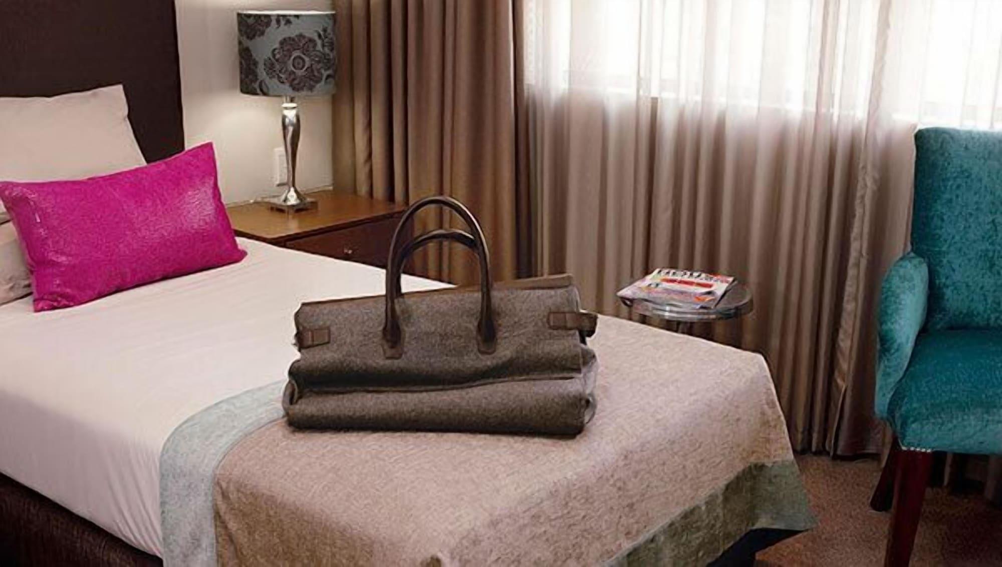 Apollo Hotel Йоханесбург Екстериор снимка