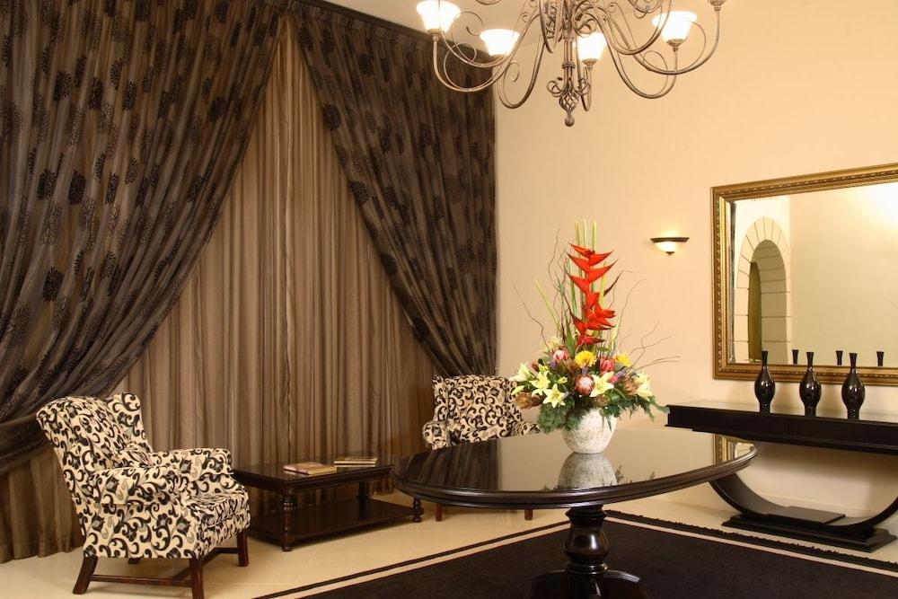 Apollo Hotel Йоханесбург Екстериор снимка