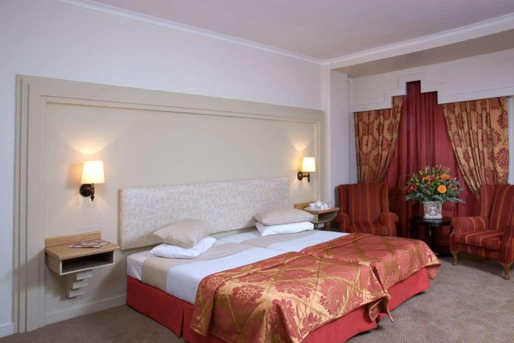 Apollo Hotel Йоханесбург Стая снимка