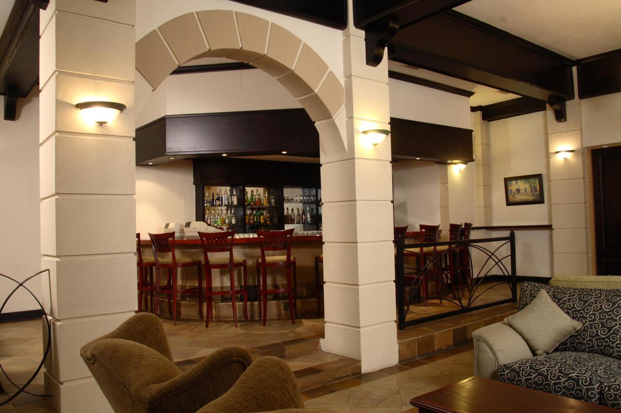 Apollo Hotel Йоханесбург Екстериор снимка
